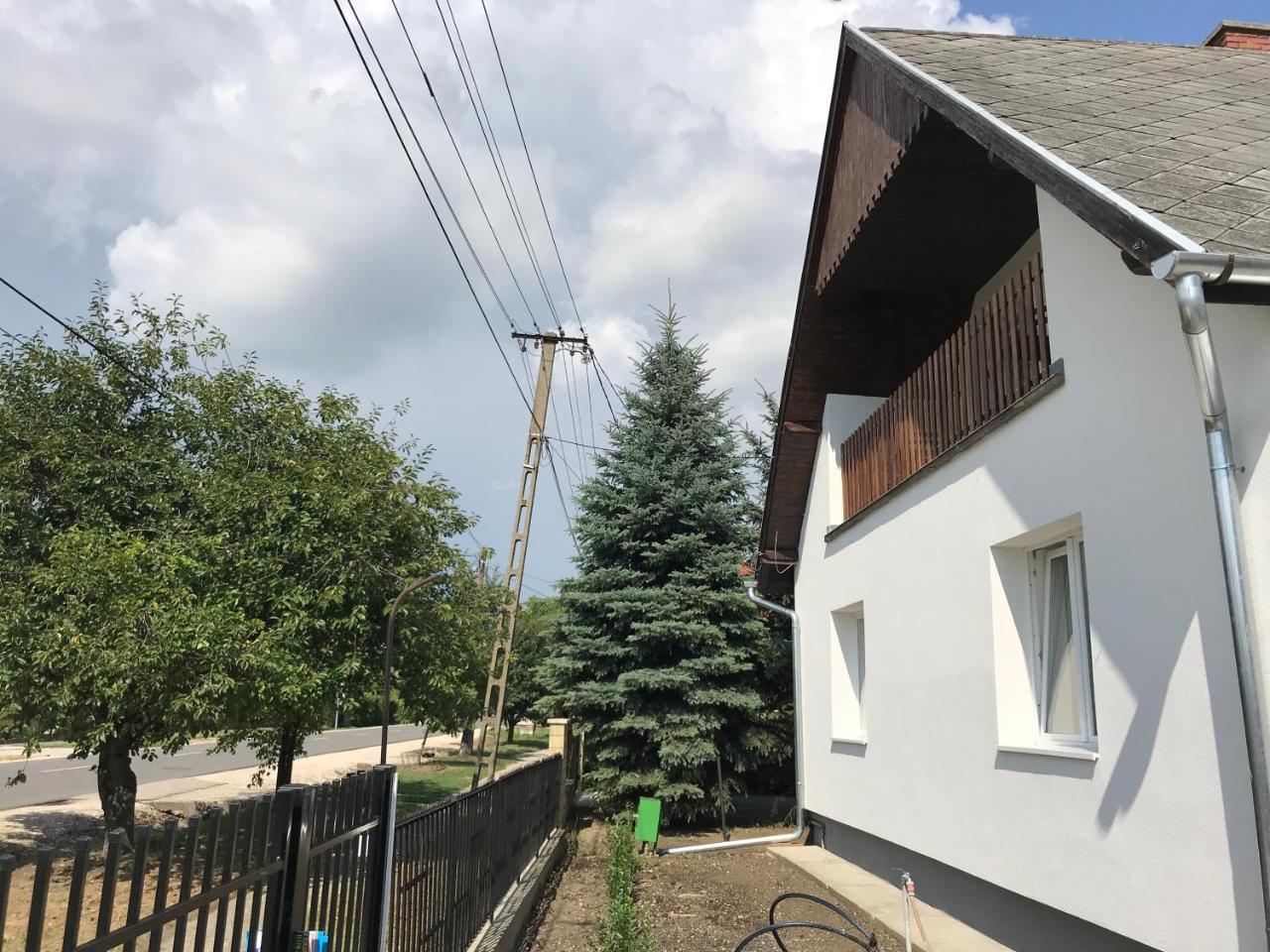 Hotel Szep Napot Vendeghaz Tordas Exterior foto
